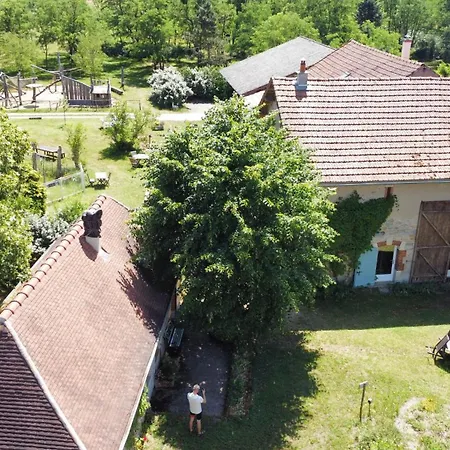 Chambres D'hotes Domaine Du Bourg